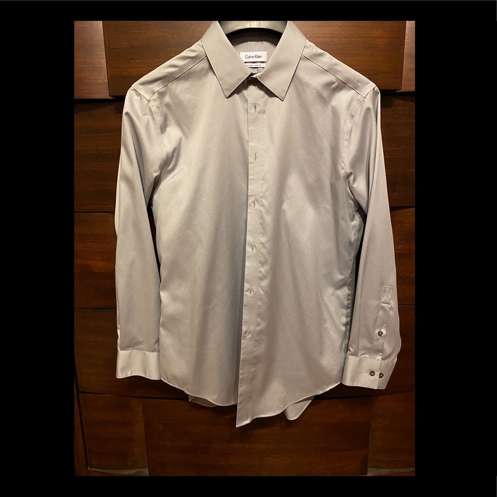 Calvin Klein Men’s Grey Button Down Shirt 16 32/33